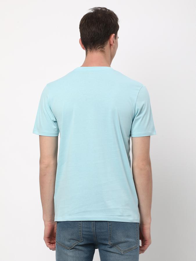 Men Regular Fit Round-Neck T-Shirt image number 2