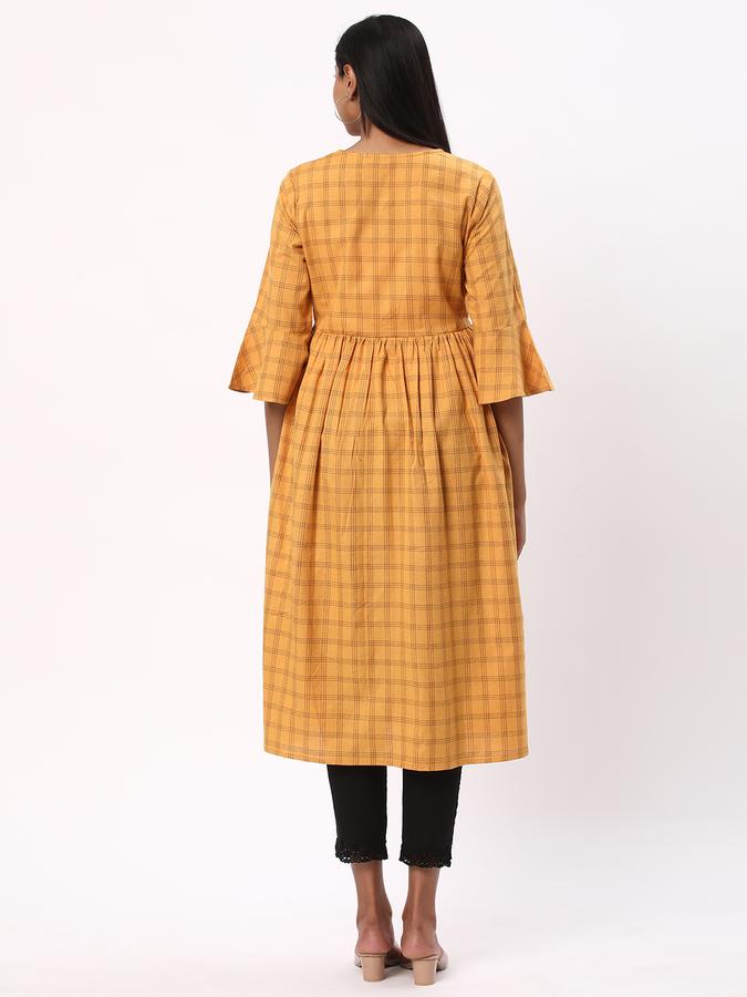 Women Cotton Regular Fit Round Neck Embroidered Kurta