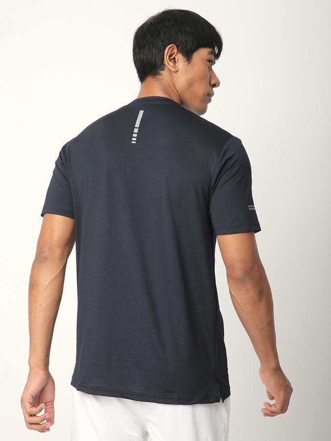 Men Polyester Regular Fit Crew Neck Textured T-shirt