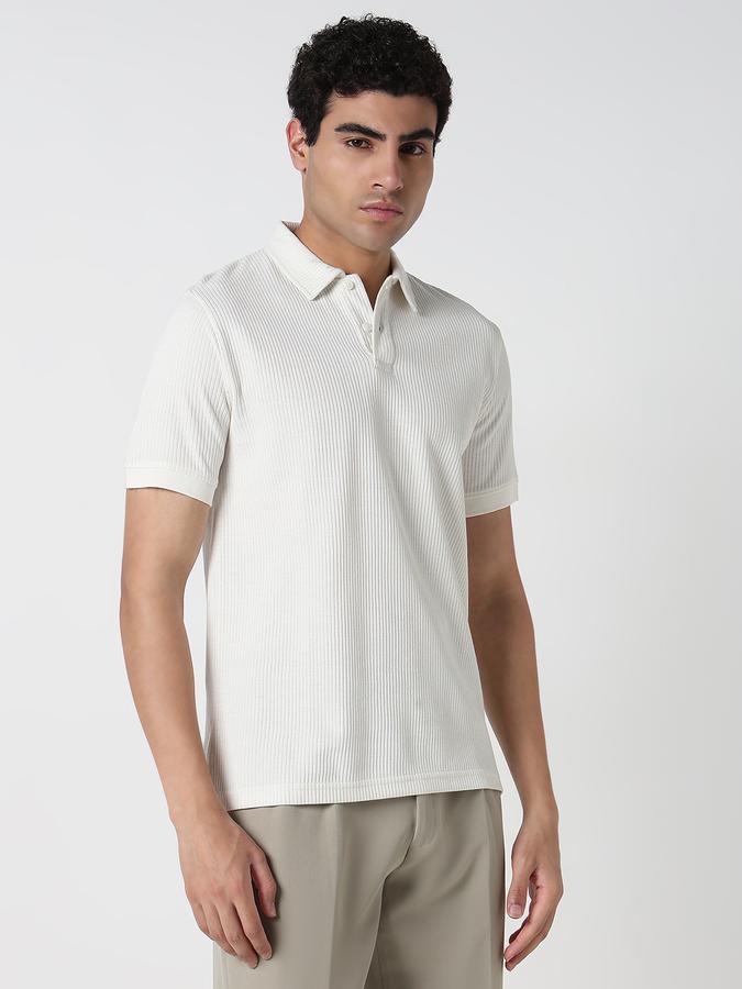 Solid Men Polo Neck T-Shirt image number 3
