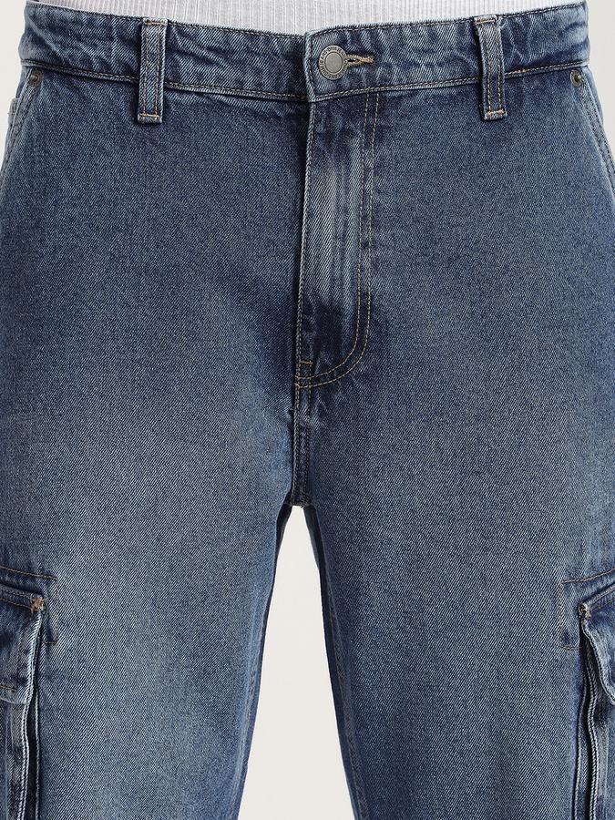 Men Cotton Relaxed Fit Mid Rise Cargo Jeans