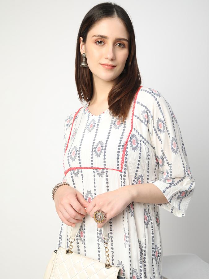 Women Cotton Regular Fit Round Neck Printed Kurta