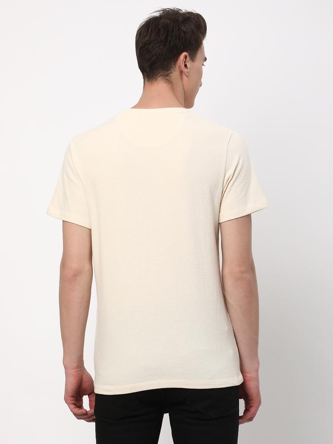 Men Regular Fit Round-Neck T-Shirt image number 2