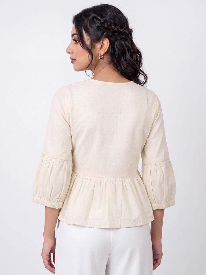 R&B Womens Off White V-Neck Three-Quarter Sleeves Textured Peplum Top