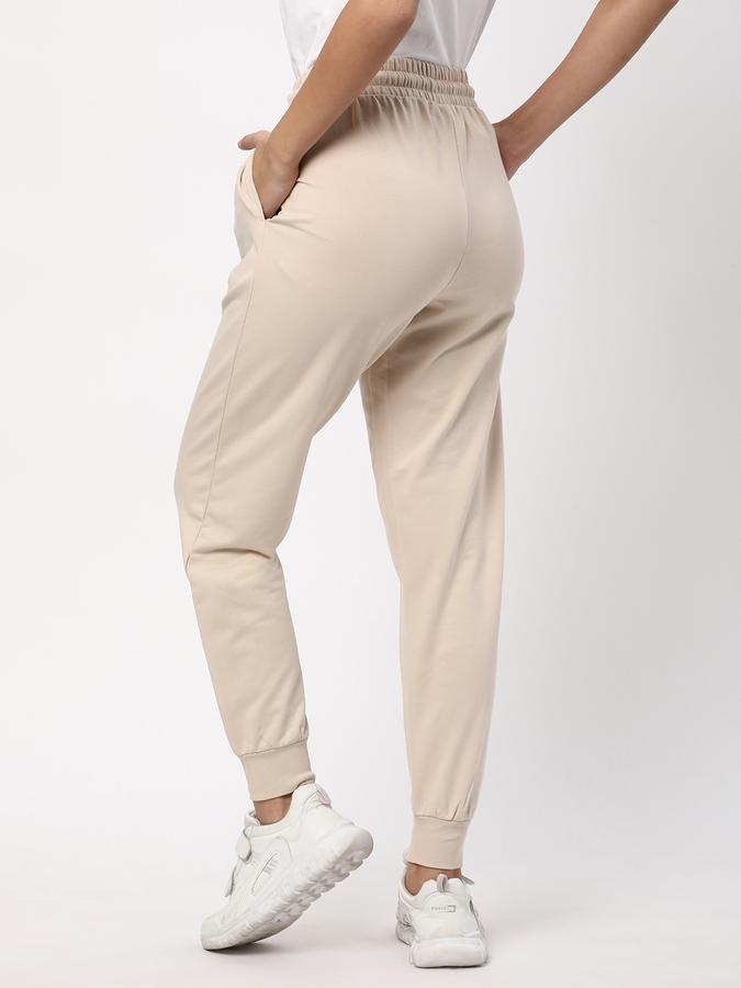 Women Joggers with Insert Pockets image number 2