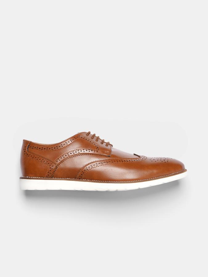 R&B Men Tan Casual Shoes image number 1