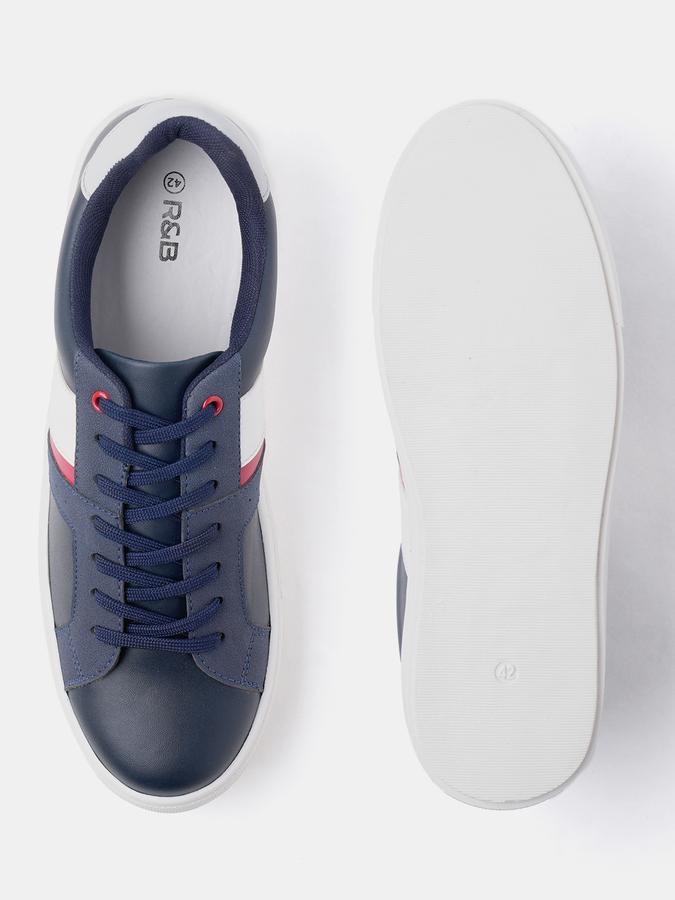 Men Colourblock Lace-Up Sneakers image number 3