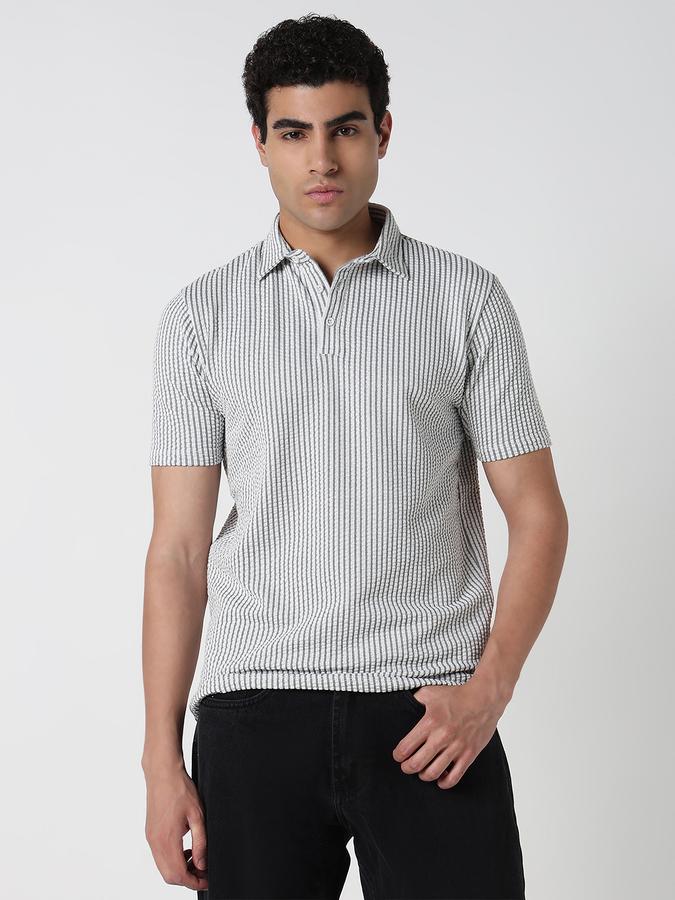 Printed Men Polo Neck Silver T-Shirt image number 1
