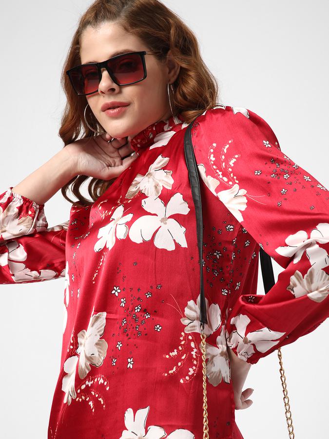 R&B Women Red Tops image number 0