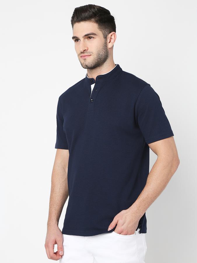 Men Patterned Regular Fit Henley T-Shirt image number 1