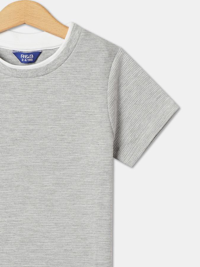Boys Typographic Print Regular Fit Round-Neck T-Shirt image number 2
