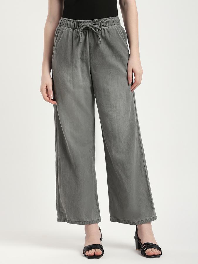 Women Cotton Relaxed Fit Mid Rise Elasticated Waist Jeans