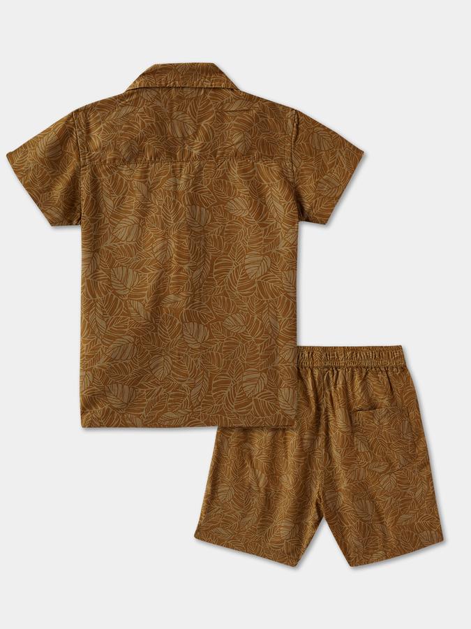 Boys Graphic Shirt with Shorts Fashion Set