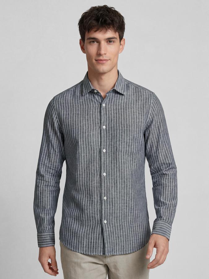 R&B Blue Striped Men Spread Collar Long Sleeves Shirt