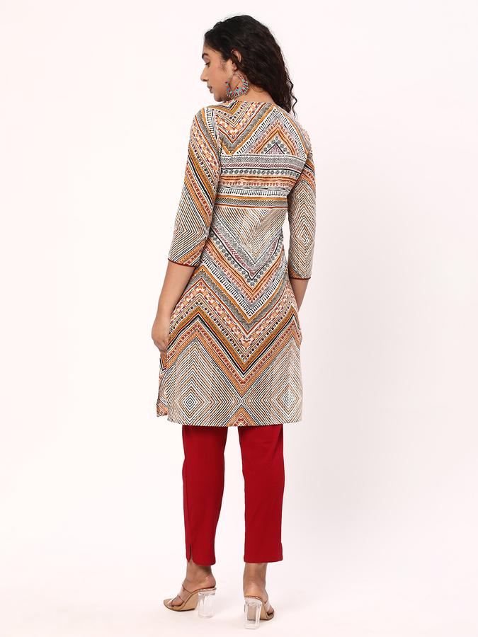 Women Aztec Print No Darts Straight Kurta image number 2