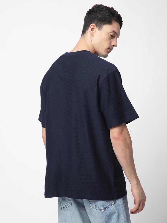 R&B MENS TEXTURED CASUAL T-SHIRT WITH ROUND NECK AND SHORT SLEEVES image number 2