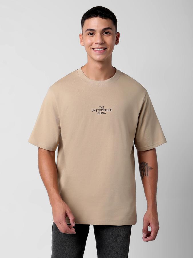 Men Typographic Print Loose Fit Round-Neck T-Shirt image number 0