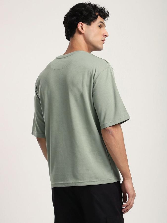 Men Cotton Blend Relaxed Fit Crew Neck Solid T-shirt