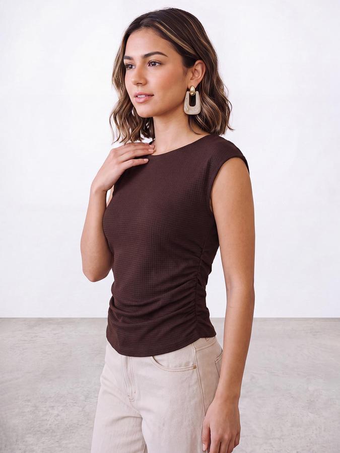 R&B Womens Brown Round Neck Cap Sleeve Solid Top