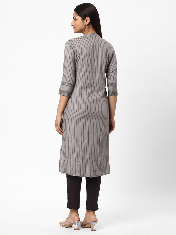 R&B Women Grey Kurtas image number 2