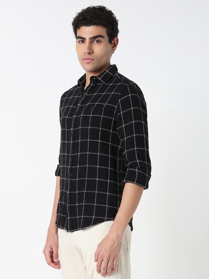 Men Checkered Casual Shirt image number 2