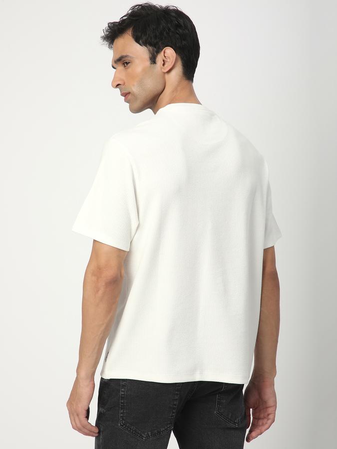 Men Polycotton Regular Fit Crew Neck Textured T-shirt