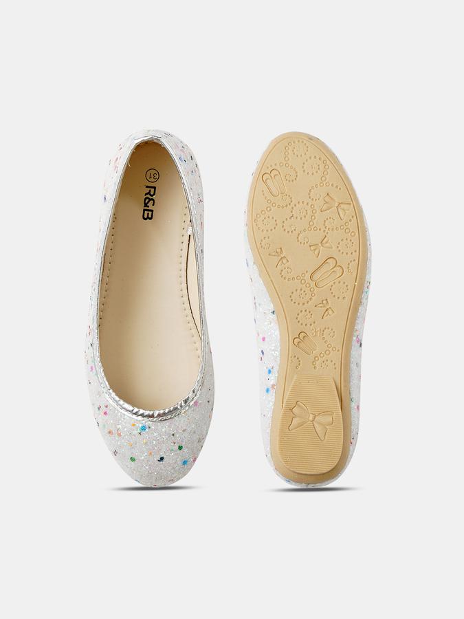 R&B Girls Ivory Casual Shoes image number 3