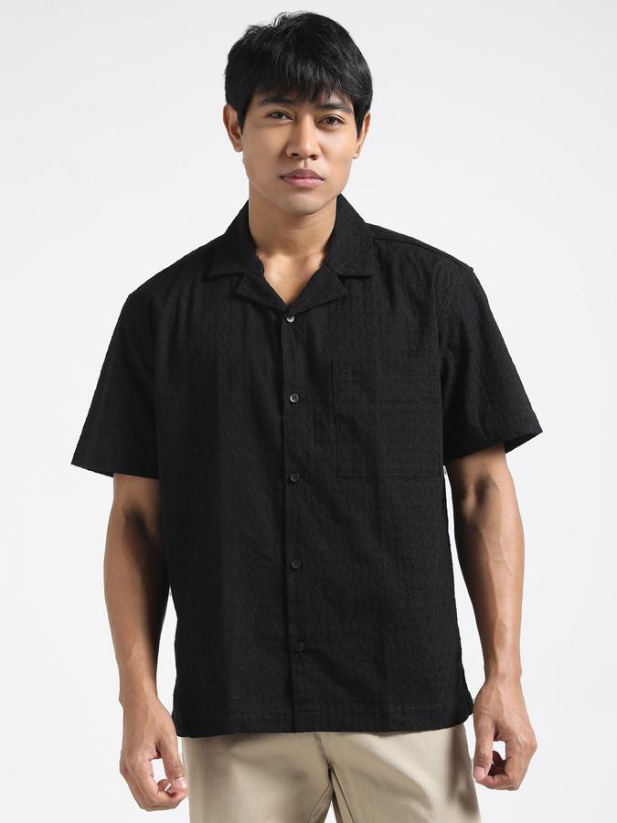Men Textured Lapel Collar Casual Shirts image number 0