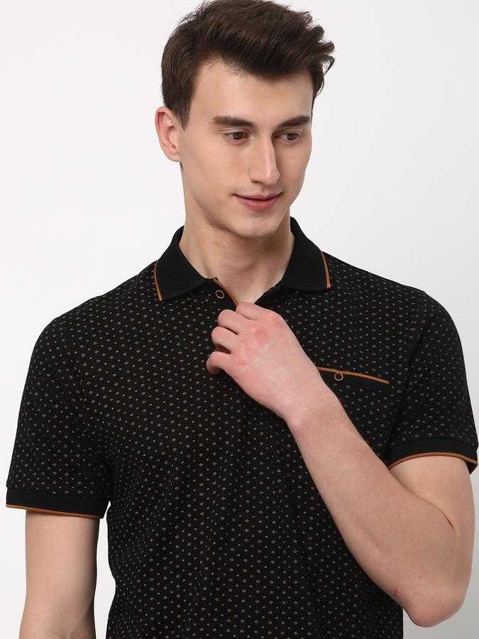 Men Regular Fit Polo T-Shirt image number 0