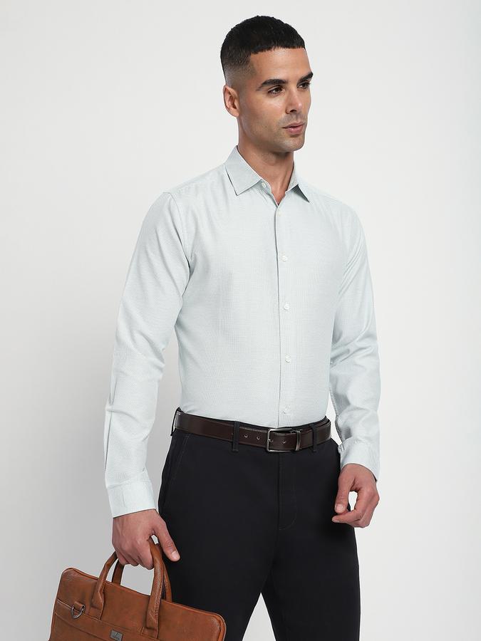 Men Cotton Blend Slim Fit Button-Down Collar Textured Shirt