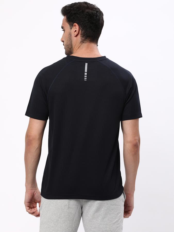 R&B Men Blue T-Shirts image number 2