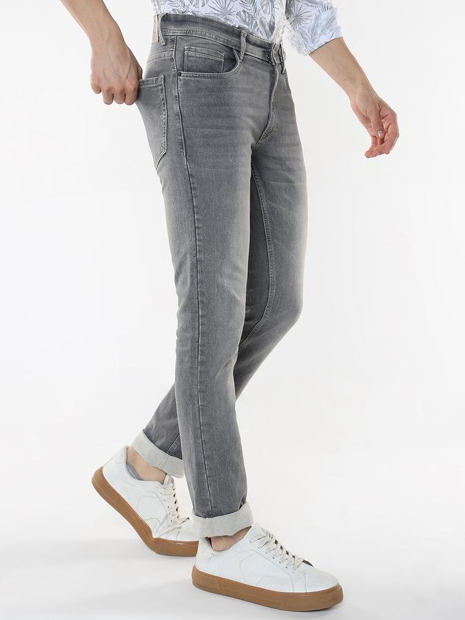 Men Regular Jeans image number 1
