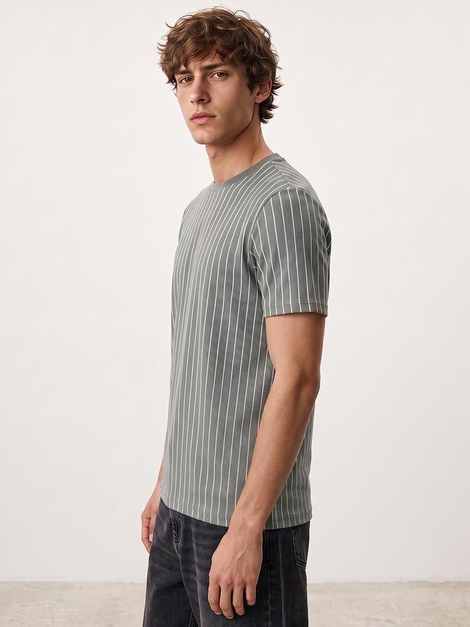 R&B Men Green Striped Short Sleeves Round Neck T-Shirt