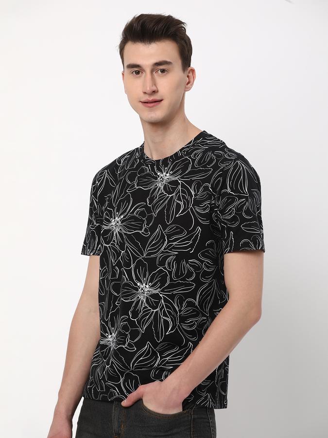Men Printed Regular Fit Round-Neck T-Shirt image number 0