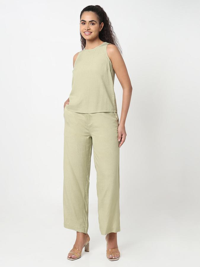 R&B Women Sage Solid Sleeveless Top