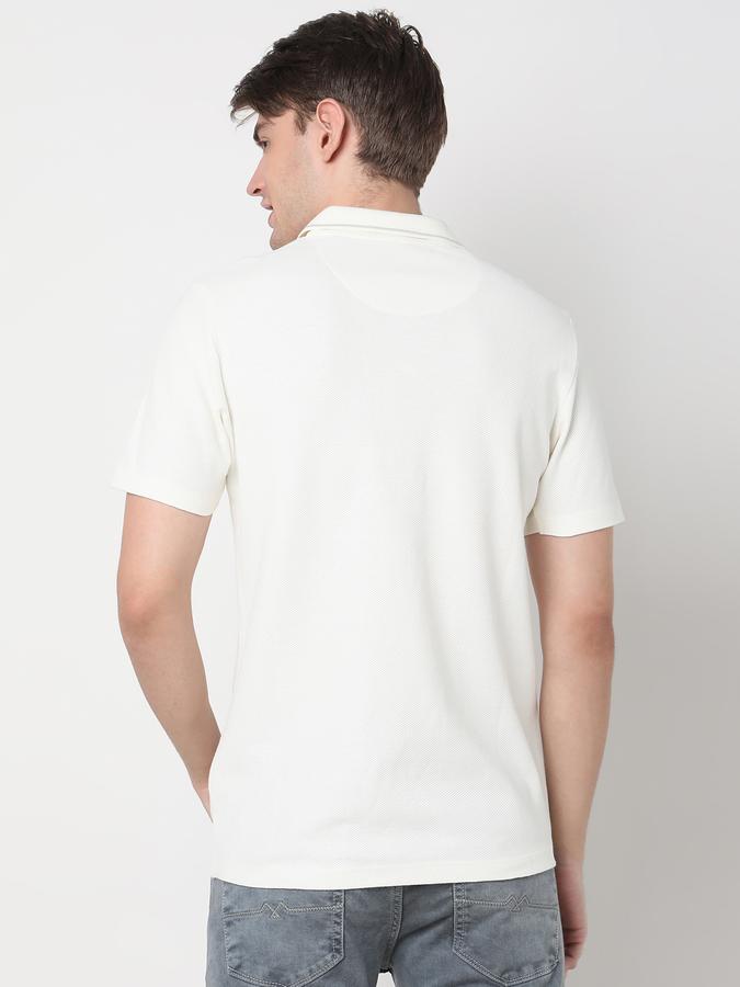 Men Cotton Slim Fit Polo Neck Textured T-shirt