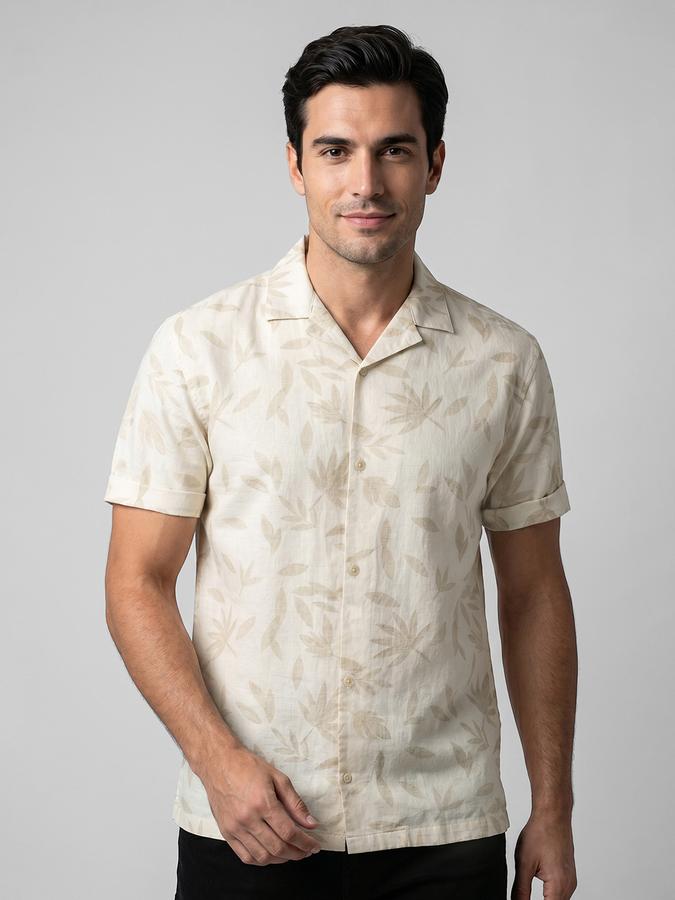R&B Beige Floral Printed Men Cuban Collar Short Sleeves Shirt
