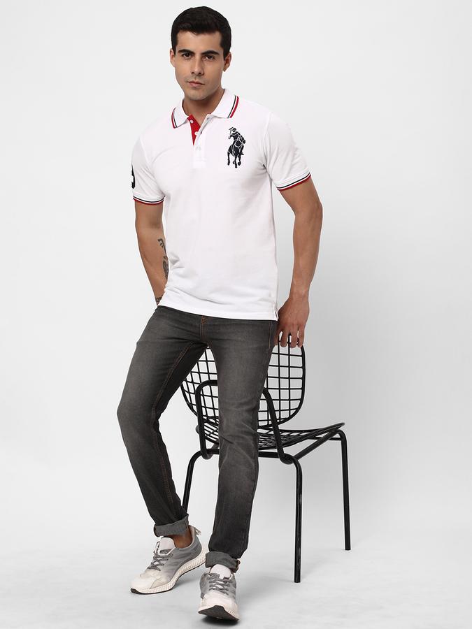 Men Logo Embroidered Regular Fit Polo T-Shirt image number 1