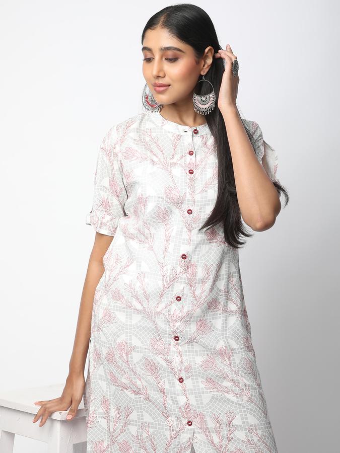 Women Rayon Straight Fit Mandarin Collar Printed Kurta