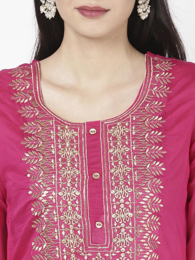 R&B Women Pink Kurtas image number 3