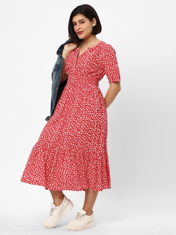 R&B Women Red Dresses image number 1