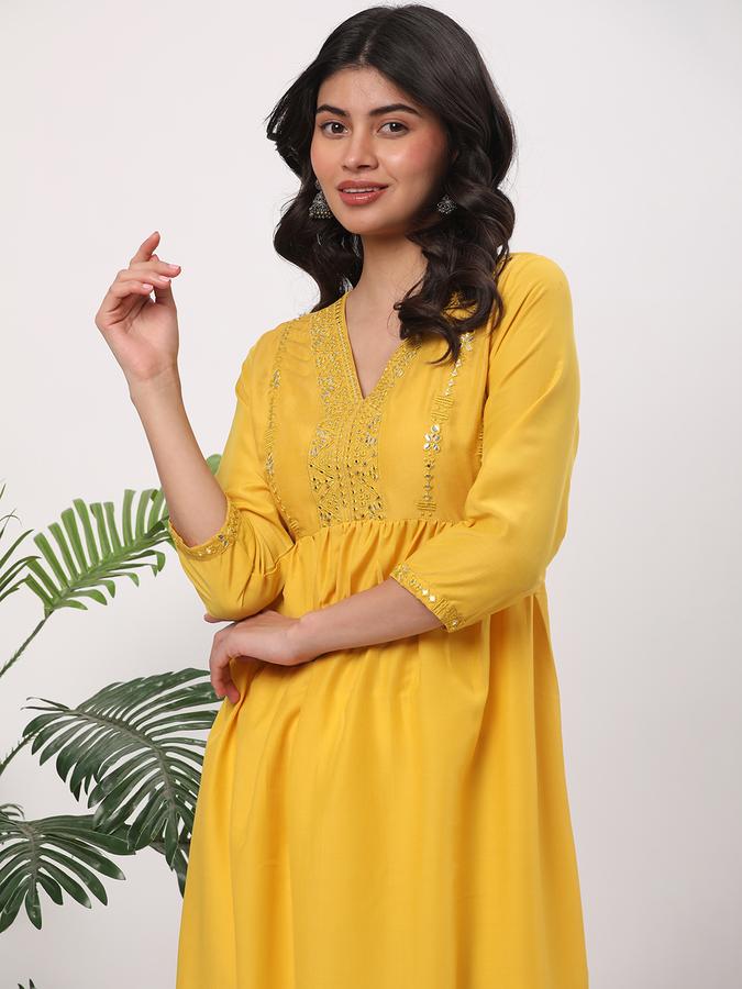 Women Polyester Blend Regular Fit V Neck Embellished Kurta