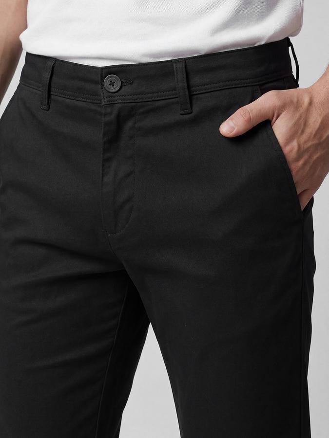 R&B Black Solid Men Mid-Rise Slim Fit Trouser