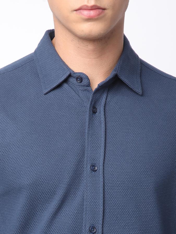 R&B Men Solid Casual Shirt image number 3