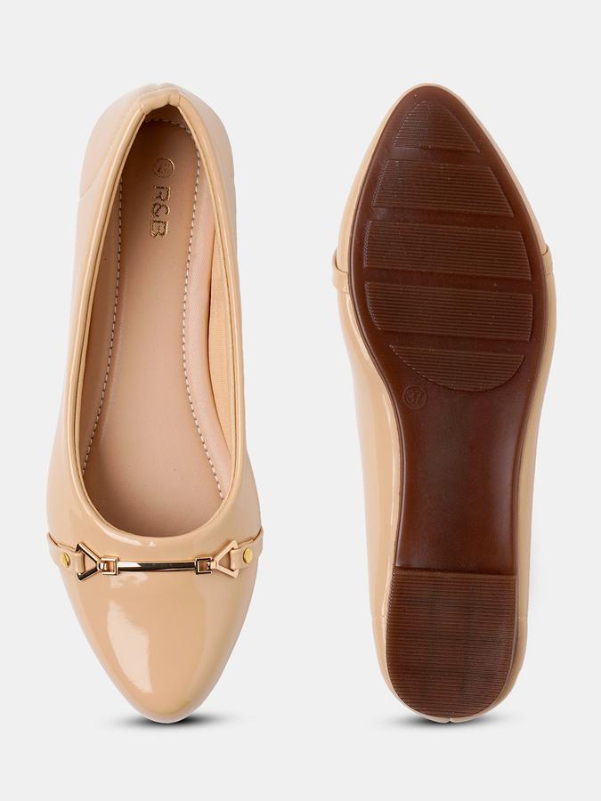 Women Slip-On Shoes image number 3