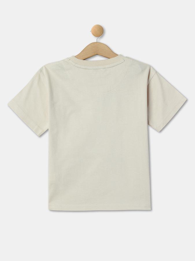 Boys Embellished Regular Fit Crew-Neck T-Shirt image number 1
