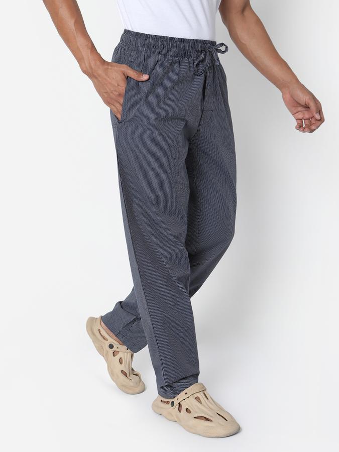Men Relaxed Fit Flat-Front Trousers image number 2