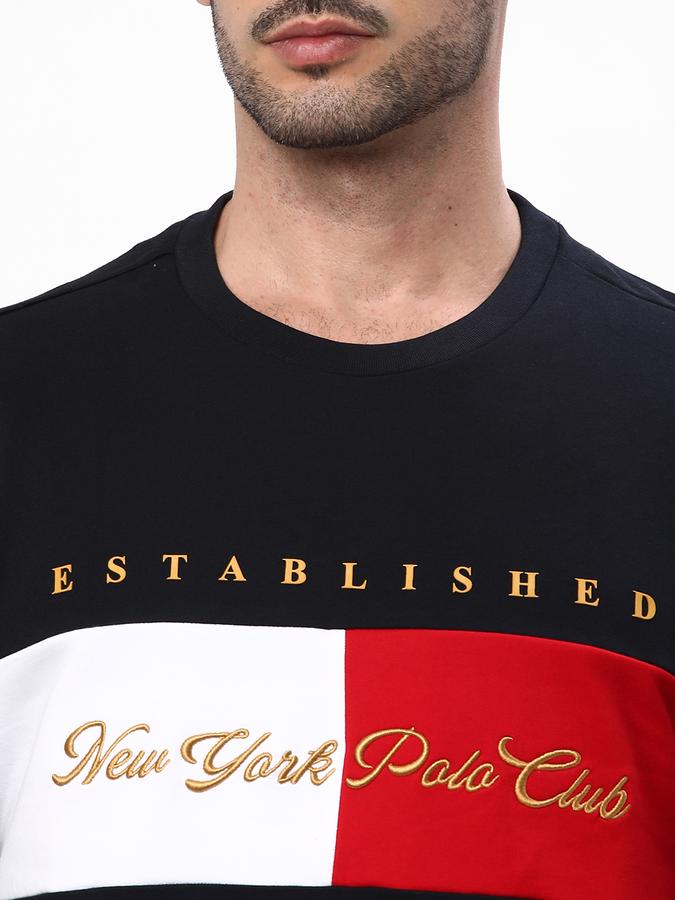 Men Regular Fit Typographic Print Round-Neck Sweatshirt image number 3