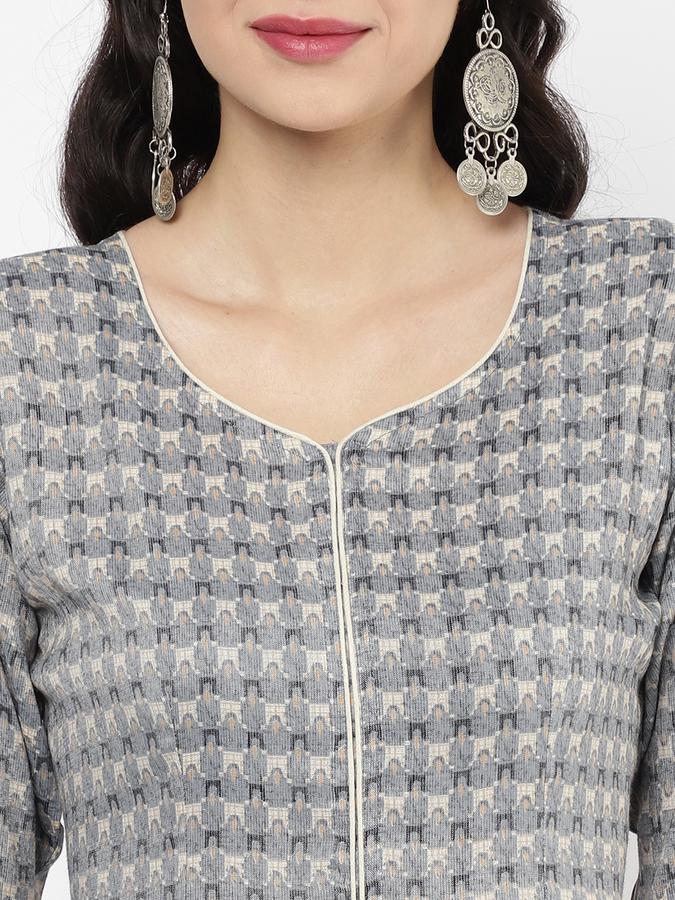 R&B Blue Women Kurtas image number 3