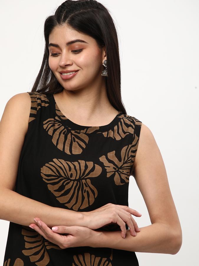Women Leaf Print Round-Neck Tunic image number 0